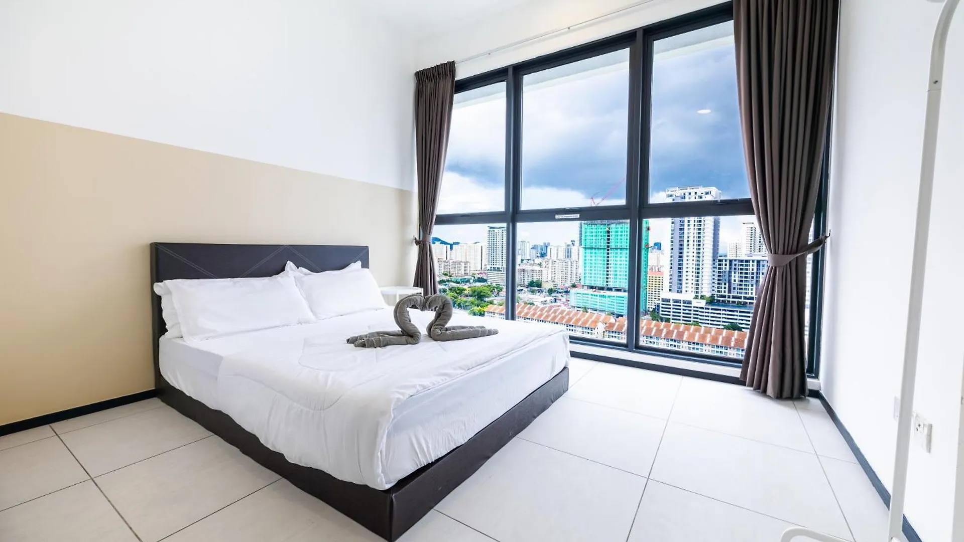 Ua17 #3Br Family Staycation Jelutong Malaysia